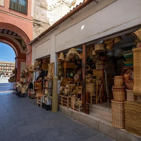 La Calleja De La Corredera