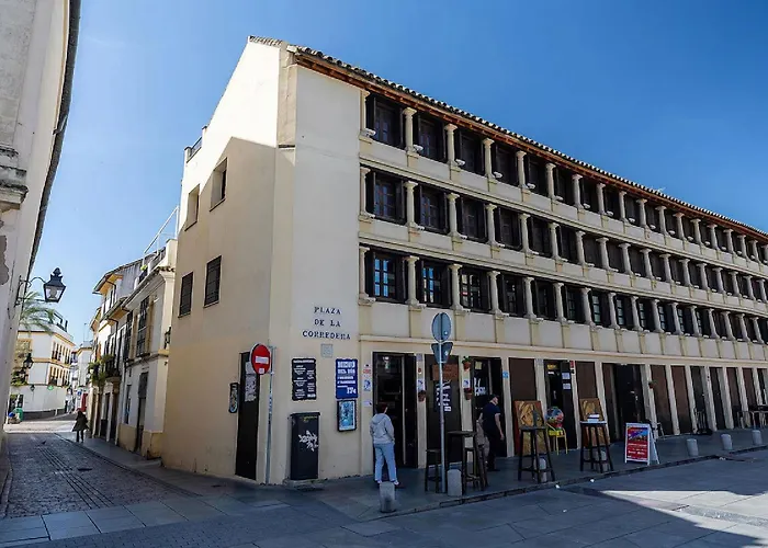 La Calleja De La Corredera